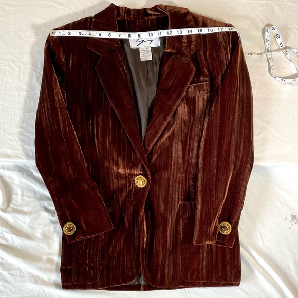 Vintage Versace (Genny) - Picture 4 of 13